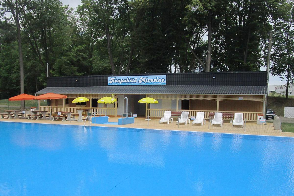 Penzion A Vinarstvi Naturvini Mißlitz Exterior foto
